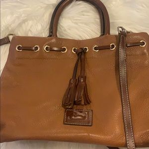Dooney and bourke cross body bag